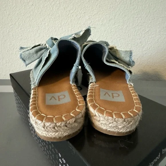 Designed by Dolce Vita Denim Espadrilles Size 7.5 - Picture 4 of 8